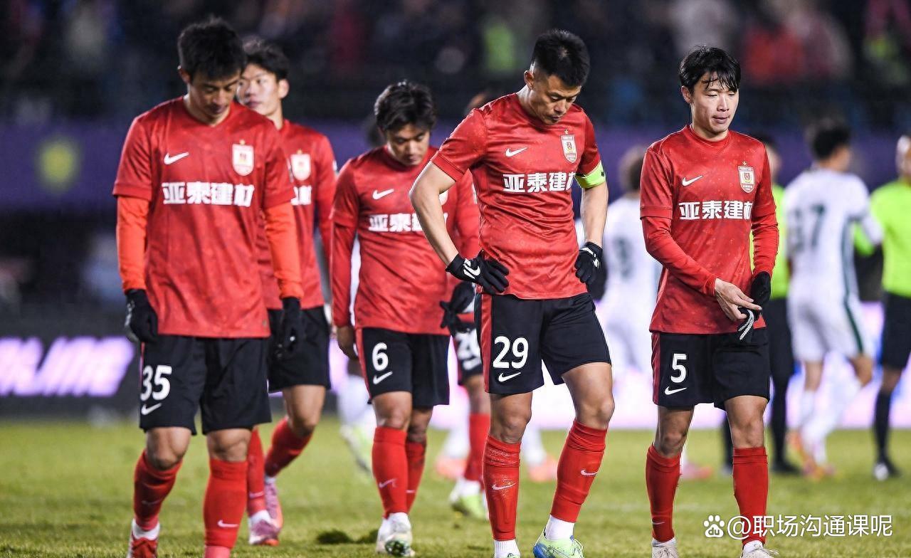 开云官方APP下载-关于里程碑夜俄克拉荷马雷霆防线松动；中超今晨刷纪录；赛场秩序良好；高层口径保持一致的信息